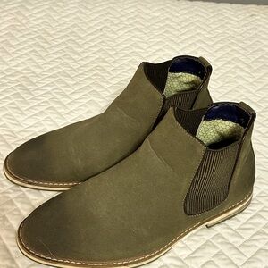 Men’s xtra casual shoes sz 11